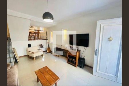 Casa à venda com 3 quartos, 150m² em Jardim Lucia, São Paulo