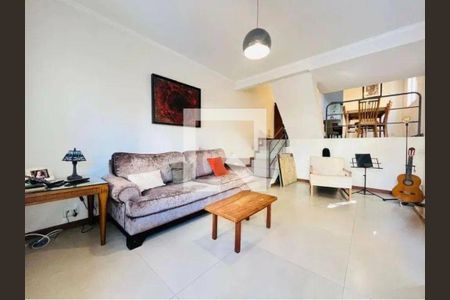 Casa à venda com 3 quartos, 150m² em Jardim Lucia, São Paulo