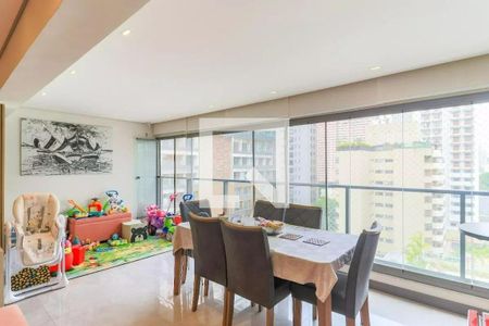 Apartamento à venda com 3 quartos, 125m² em Jardim das Acacias, São Paulo