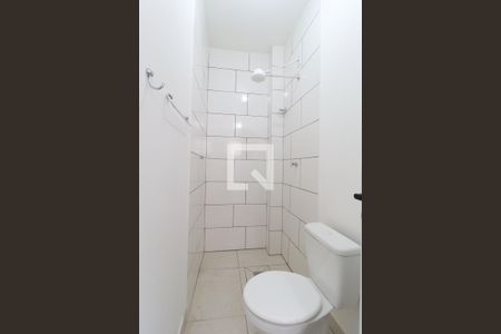 Banheiro de casa para alugar com 1 quarto, 27m² em Casa Verde, São Paulo