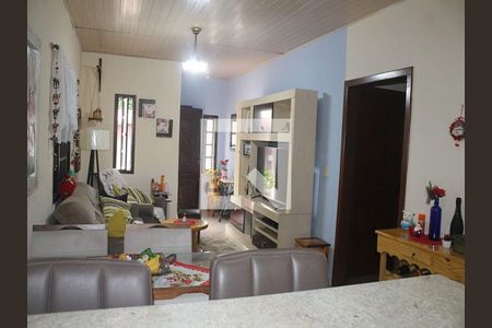 Sala de casa à venda com 3 quartos, 180m² em Costa E Silva, Porto Alegre