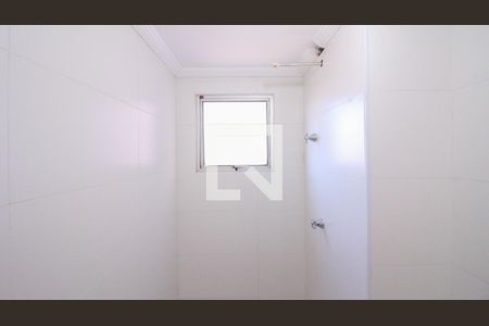 Banheiro Social de apartamento para alugar com 2 quartos, 52m² em Vila Santa Clara, São Paulo