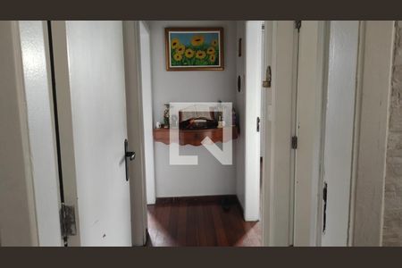 Corredor de apartamento à venda com 3 quartos, 94m² em Havaí, Belo Horizonte