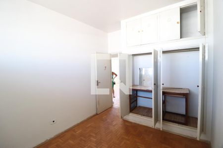 Quarto 2 de apartamento para alugar com 3 quartos, 119m² em Nossa Senhora Aparecida, Uberlândia