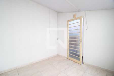 Sala 1 de casa para alugar com 1 quarto, 60m² em Osvaldo Rezende, Uberlândia