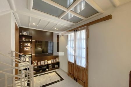 Hall de casa à venda com 5 quartos, 360m² em Renascença, Belo Horizonte