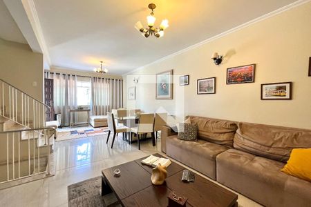 Sala de casa à venda com 3 quartos, 186m² em Parque Jabaquara, São Paulo