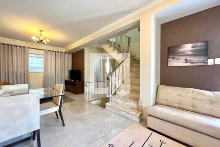 Sala de casa à venda com 3 quartos, 186m² em Parque Jabaquara, São Paulo