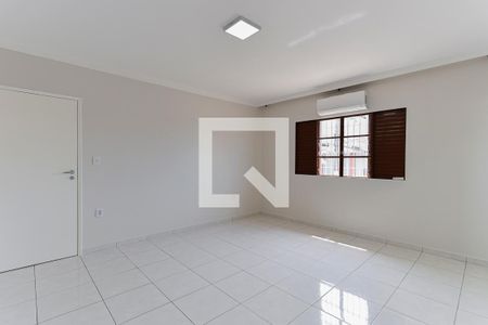 Suíte de casa para alugar com 3 quartos, 250m² em Lauzane Paulista, São Paulo