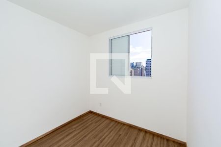 Quarto  de apartamento para alugar com 2 quartos, 57m² em Buritis, Belo Horizonte