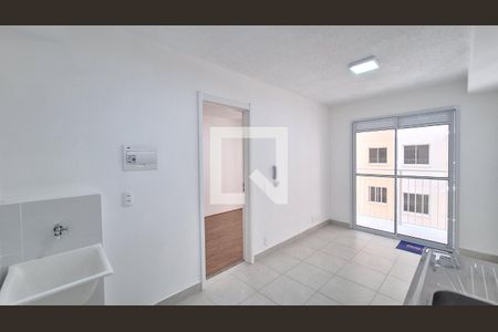 Sala/Cozinha/Área de serviço de apartamento para alugar com 1 quarto, 36m² em Bom Retiro, São Paulo