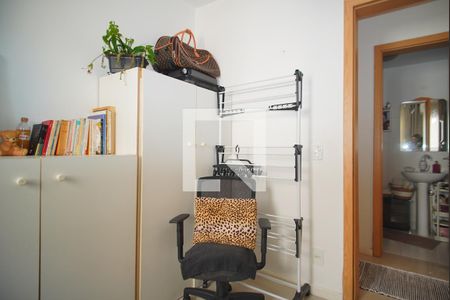 Quarto 2 de apartamento à venda com 2 quartos, 52m² em Jardim Carvalho, Porto Alegre