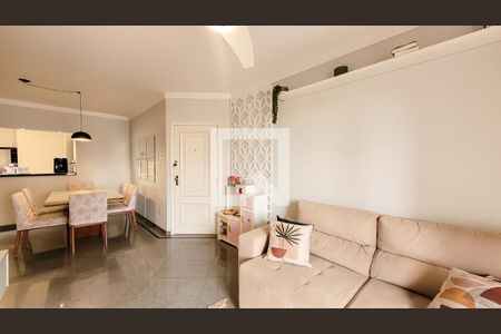 Sala de apartamento à venda com 3 quartos, 117m² em Cambuí, Campinas