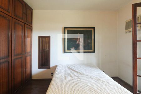 Quarto de casa à venda com 3 quartos, 360m² em Vila Gomes Cardim, São Paulo