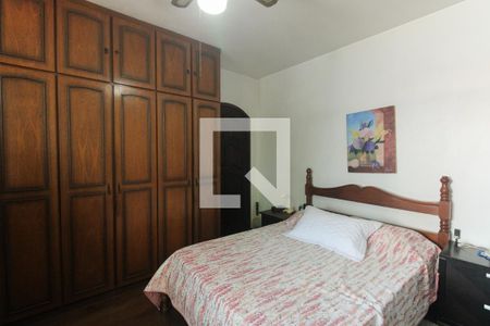 Suíte de casa à venda com 3 quartos, 360m² em Vila Gomes Cardim, São Paulo