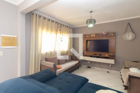 Sala de casa à venda com 4 quartos, 180m² em Limoeiro, São Paulo