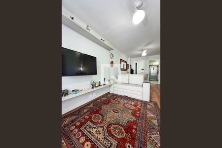 Sala de apartamento à venda com 2 quartos, 84m² em Piratininga, Niterói