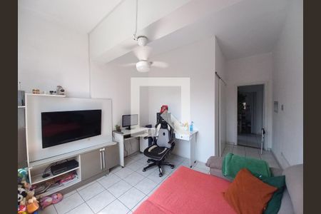 Sala 1 de apartamento para alugar com 3 quartos, 70m² em Centro, São Vicente
