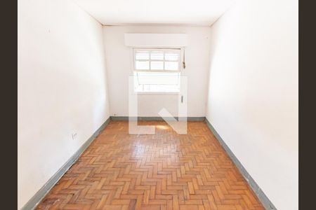 Quarto 2 de casa à venda com 3 quartos, 248m² em Vila Bertioga, São Paulo