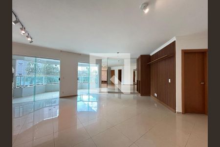 Sala de apartamento para alugar com 3 quartos, 160m² em Santa Maria, Uberlândia