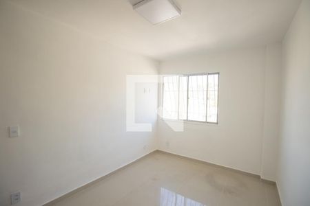 Quarto 2 de apartamento para alugar com 2 quartos, 70m² em Brasilândia, São Gonçalo