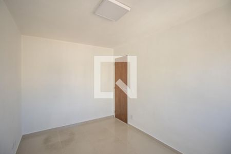 Quarto 2 de apartamento para alugar com 2 quartos, 70m² em Brasilândia, São Gonçalo