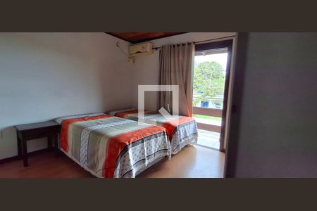 Suíte 1 de casa para alugar com 7 quartos, 350m² em Barra da Lagoa, Florianópolis