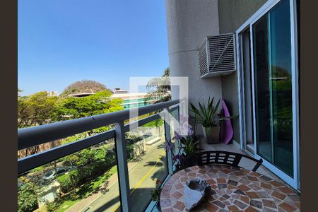 Varanda  de apartamento à venda com 2 quartos, 92m² em Barra da Tijuca, Rio de Janeiro