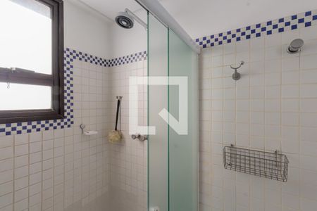 Banheiro da Suíte de apartamento à venda com 3 quartos, 156m² em Vila Nova Conceição, São Paulo