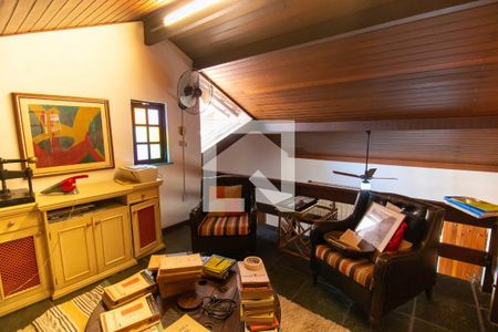 Sala 2 de casa de condomínio à venda com 4 quartos, 210m² em Maravista, Niterói