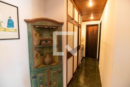 Corredor de casa de condomínio à venda com 4 quartos, 210m² em Maravista, Niterói