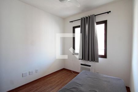 Quarto de apartamento para alugar com 2 quartos, 77m² em Barra da Tijuca, Rio de Janeiro