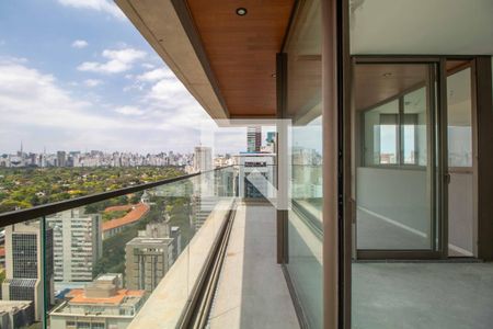 Apartamento à venda com 3 quartos, 137m² em Itaim Bibi, São Paulo
