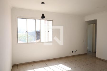 Sala de apartamento para alugar com 3 quartos, 75m² em Jardim Ubirajara, São Paulo
