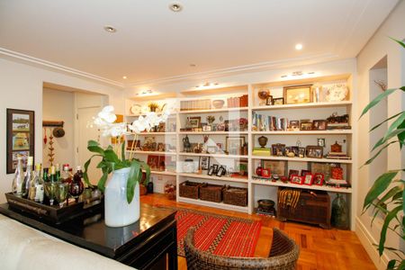 Sala  de apartamento à venda com 3 quartos, 160m² em Jardim Paulista, São Paulo