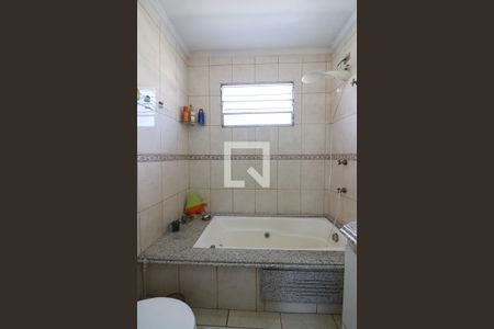 Banheiro Social de casa de condomínio à venda com 2 quartos, 90m² em Vila Jerusalem, São Bernardo do Campo