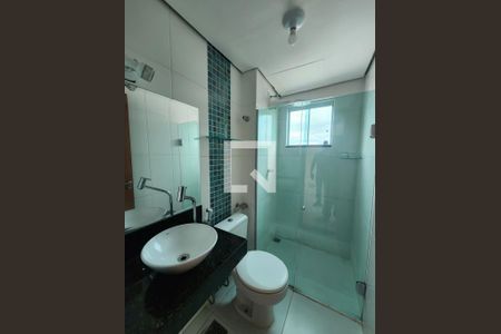 Banheiro de apartamento para alugar com 2 quartos, 120m² em Arvoredo II, Contagem