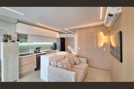 Sala/Cozinha de apartamento à venda com 2 quartos, 53m² em Barra Funda, São Paulo