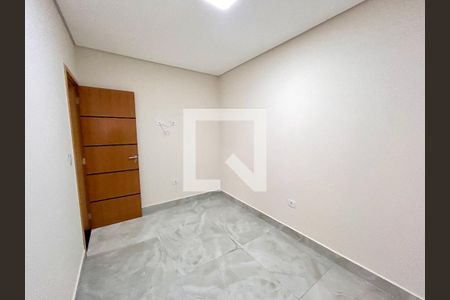 Quarto 2 de casa para alugar com 2 quartos, 60m² em Cidade Jardim Cumbica, Guarulhos