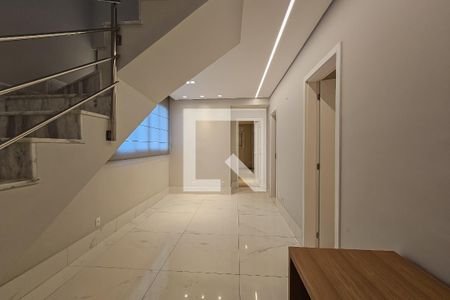 Sala de apartamento à venda com 3 quartos, 168m² em Santo Antônio, Belo Horizonte