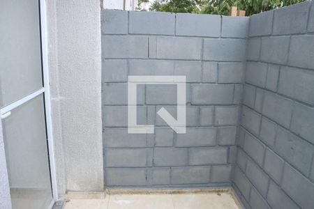 Casa de Condomínio para alugar com 2 quartos, 50m² em Jardim Santana, Cotia