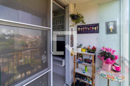 Sacada da Sala de apartamento à venda com 3 quartos, 69m² em Jardim Guairaca, São Paulo