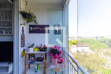 Sacada da Sala de apartamento à venda com 3 quartos, 60m² em Jardim Guairaca, São Paulo