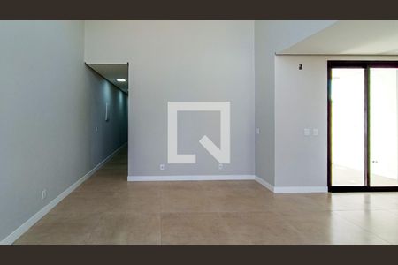 Sala de casa de condomínio à venda com 3 quartos, 98m² em Cavalhada, Porto Alegre