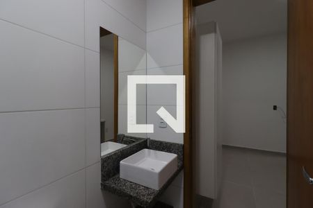 Banheiro de kitnet/studio para alugar com 1 quarto, 17m² em Vila Sao Pedro, Santo André