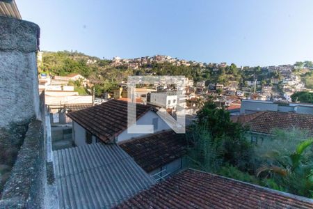 Vista do Quarto 1 de casa para alugar com 2 quartos, 180m² em Santa Rosa, Niterói