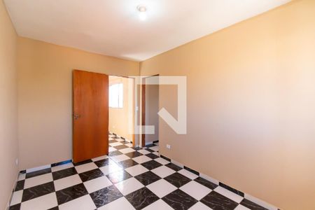 Quarto 1 de casa para alugar com 2 quartos, 110m² em Jardim Galli, São Paulo