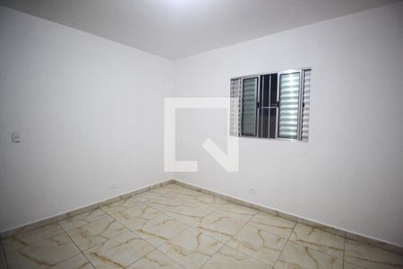 Quarto 1 de casa para alugar com 2 quartos, 68m² em Parque Ipe, São Paulo