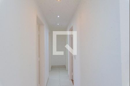 Corredor de apartamento para alugar com 3 quartos, 76m² em Jardim São Vicente, Campinas