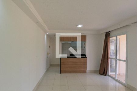 Sala de apartamento para alugar com 3 quartos, 76m² em Jardim São Vicente, Campinas